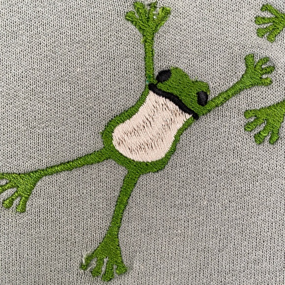 frog lover’s Embroidered Sweatshirt - Picture 3 of 3